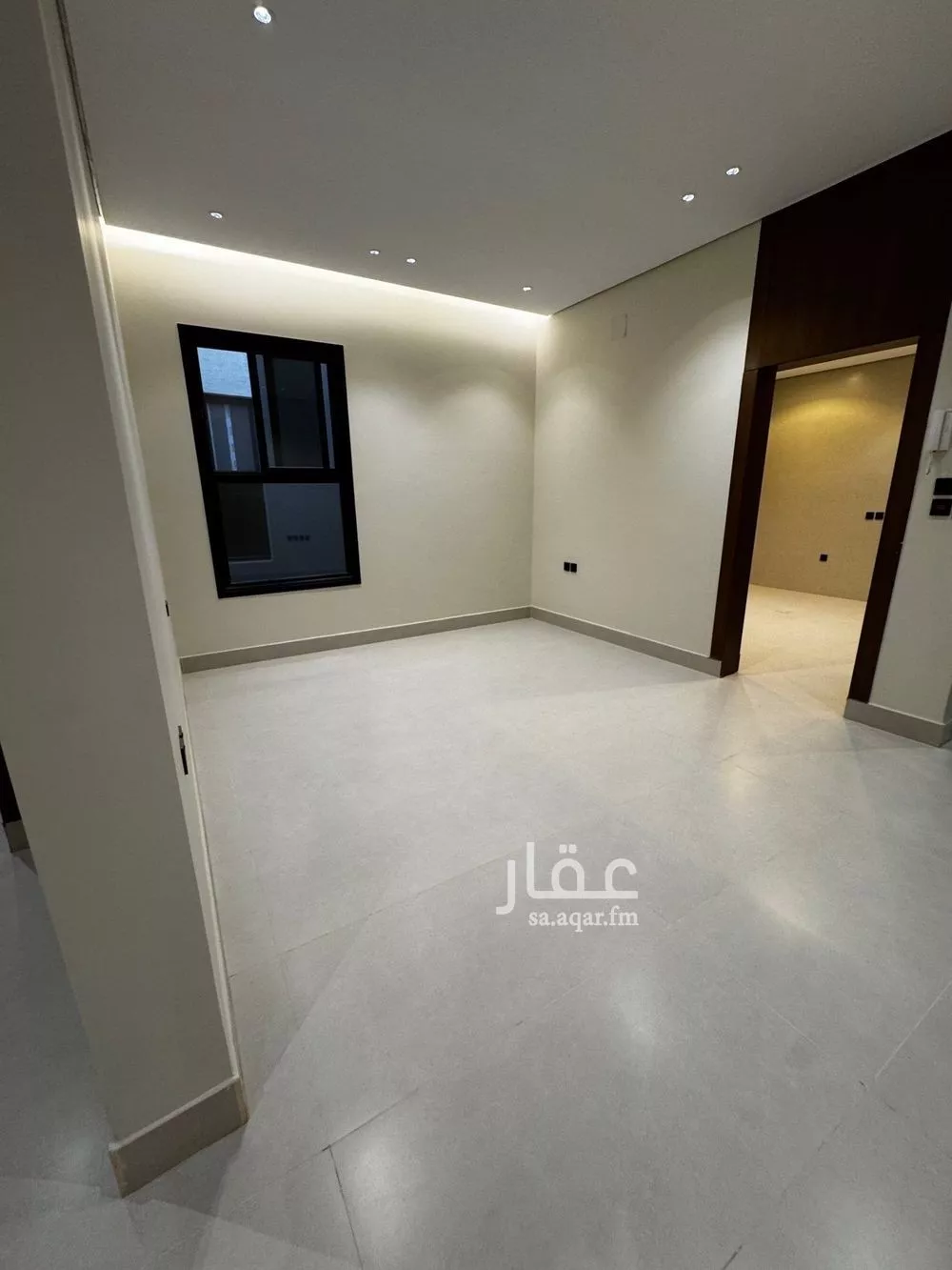 دور 10 غرف في الرمال 7