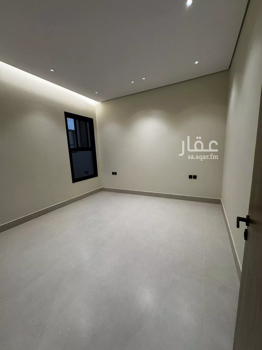 دور 10 غرف في الرمال 10