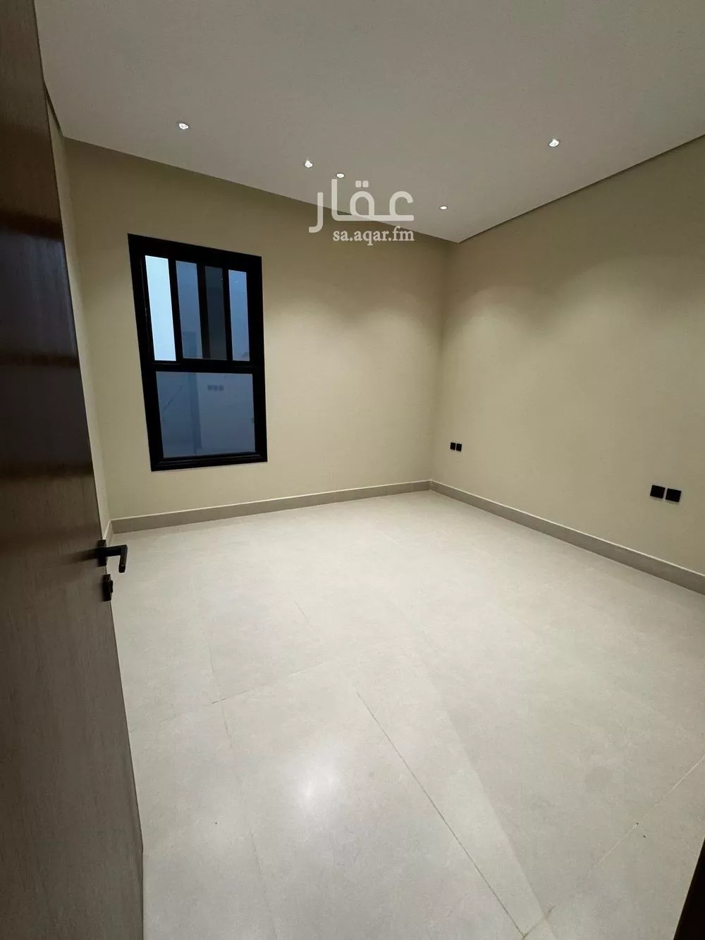 دور 10 غرف في الرمال 2