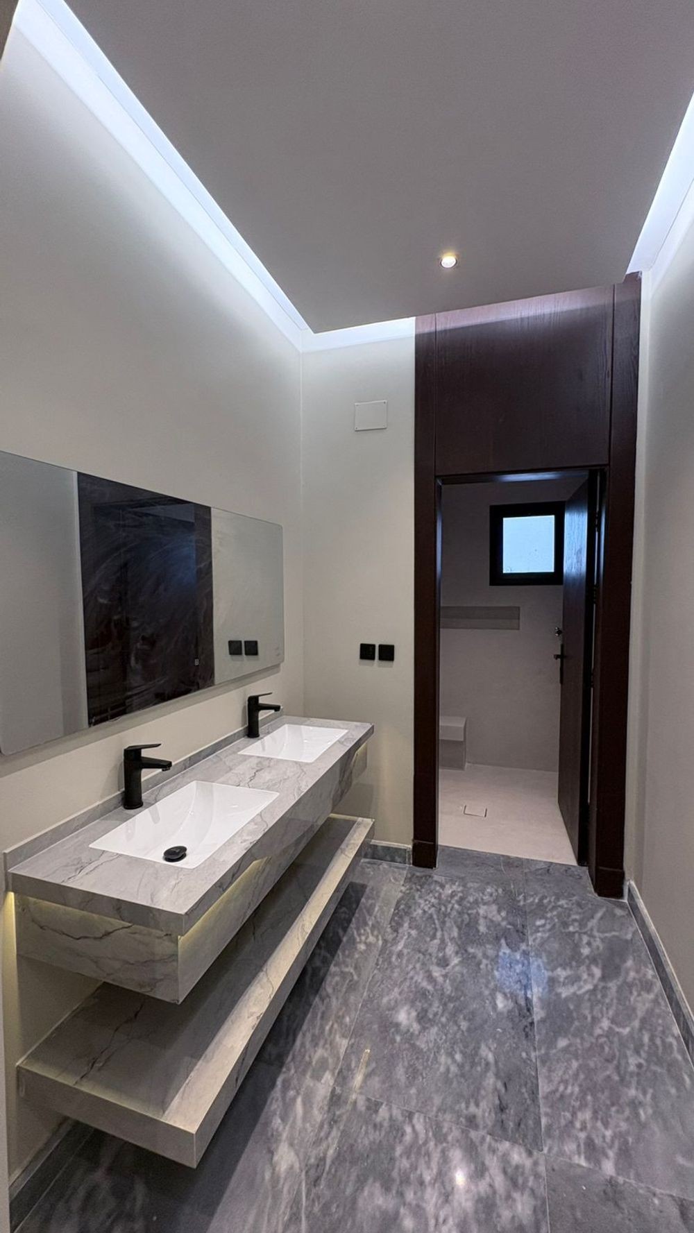 5 bedroom apartment in Shawran, Madinah 4