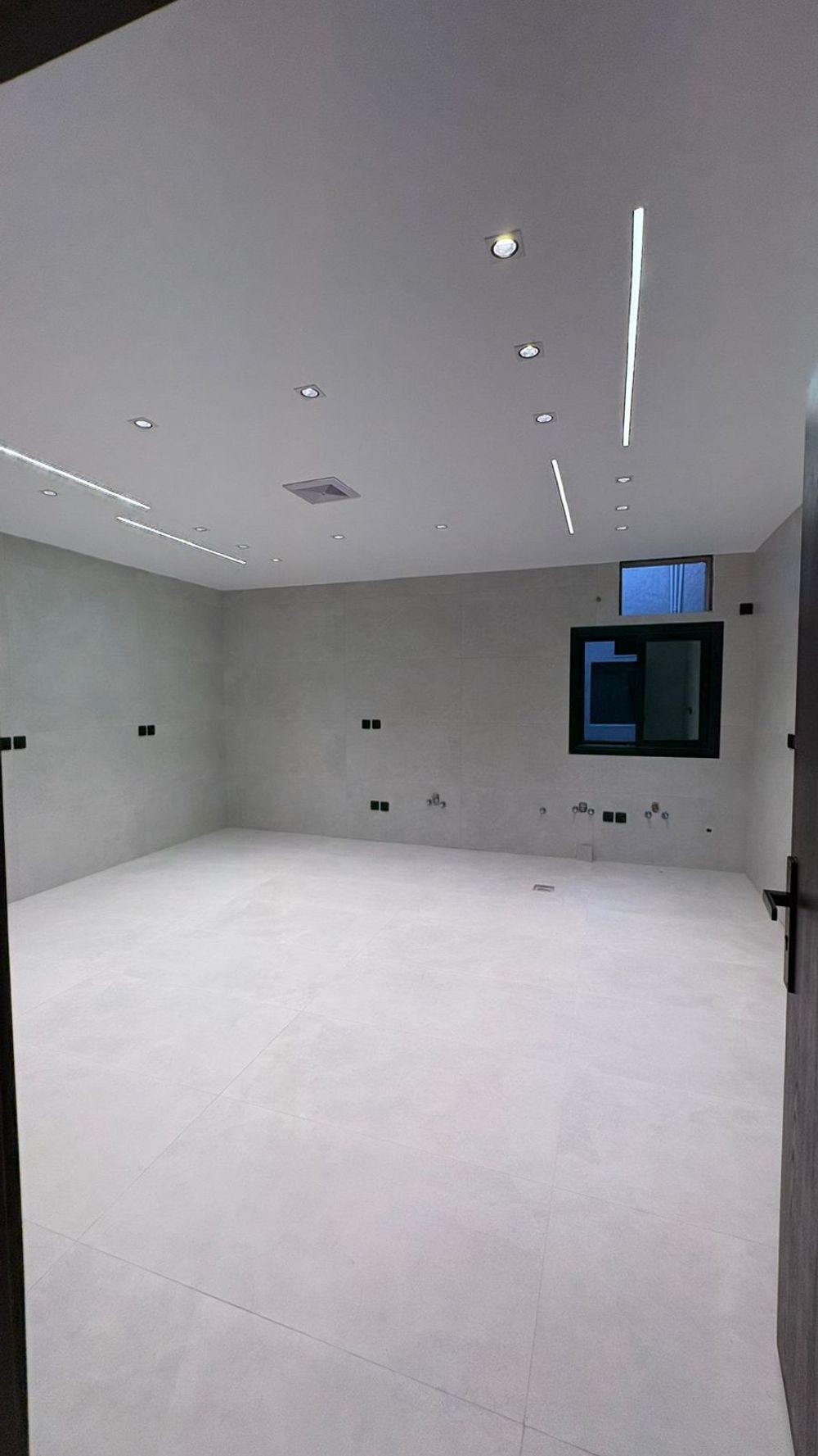 5 bedroom apartment in Shawran, Madinah 8