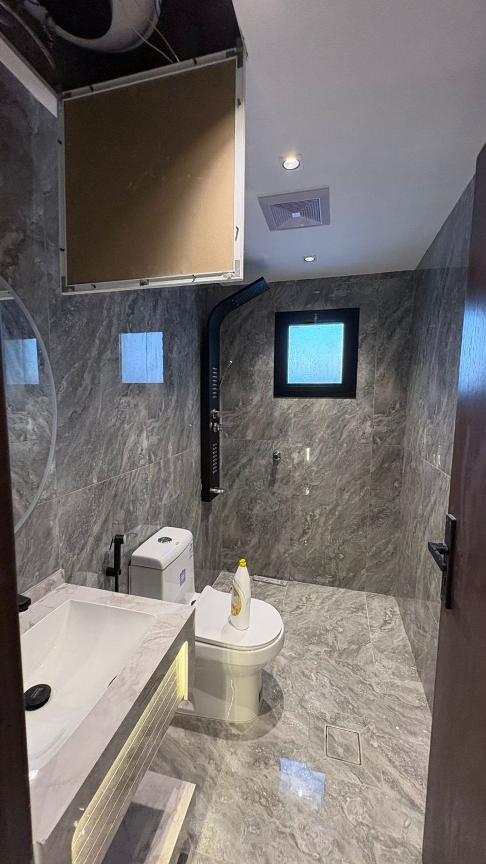 5 bedroom apartment in Shawran, Madinah 4