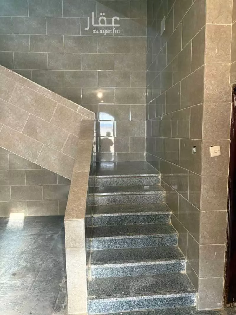 عمارة 625 م² في القصواء 7