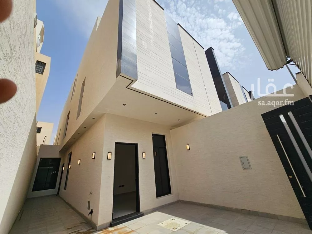 4 bedroom floor in Al Rimal 4