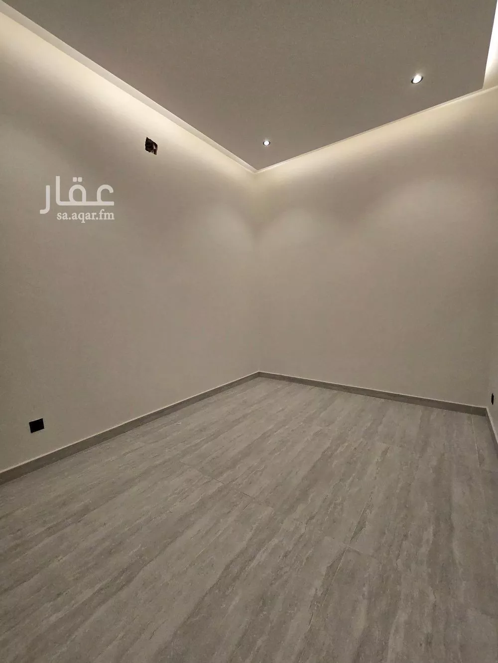 5 bedroom floor in Al Rimal 9