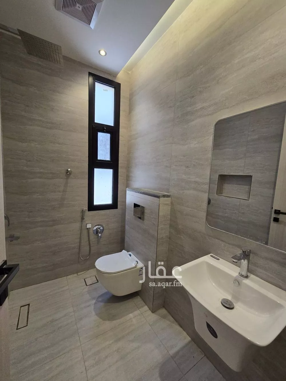 5 bedroom floor in Al Rimal 16
