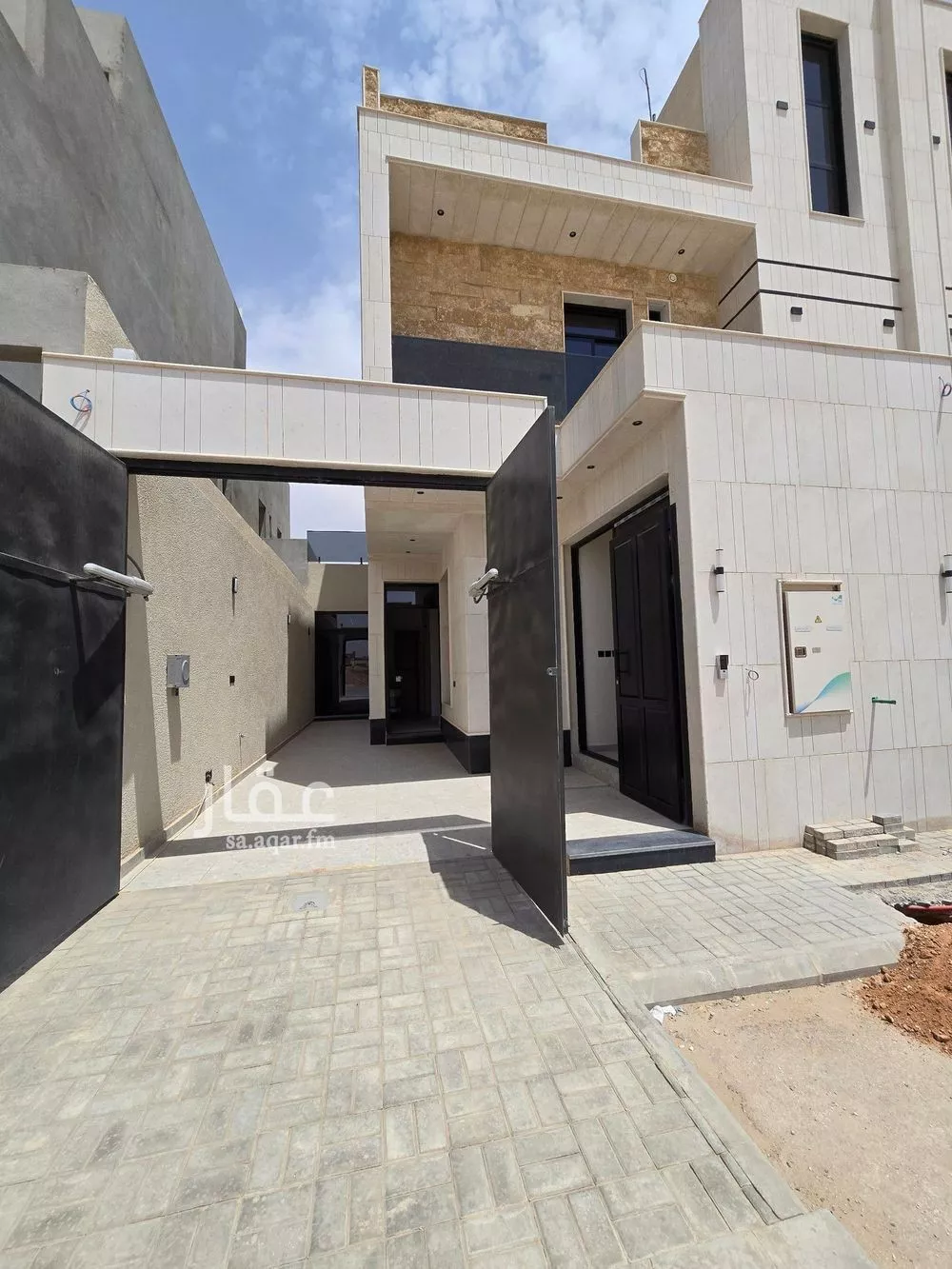 5 bedroom floor in Al Rimal 4