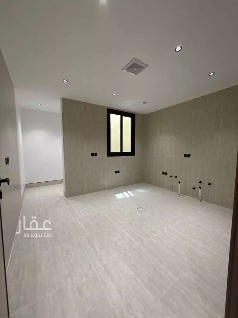 دور 3 غرف في السعادة 8