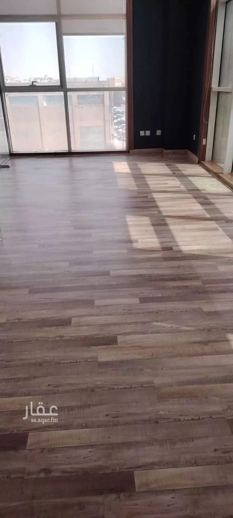 1000 sqm office in Al Wadi 7