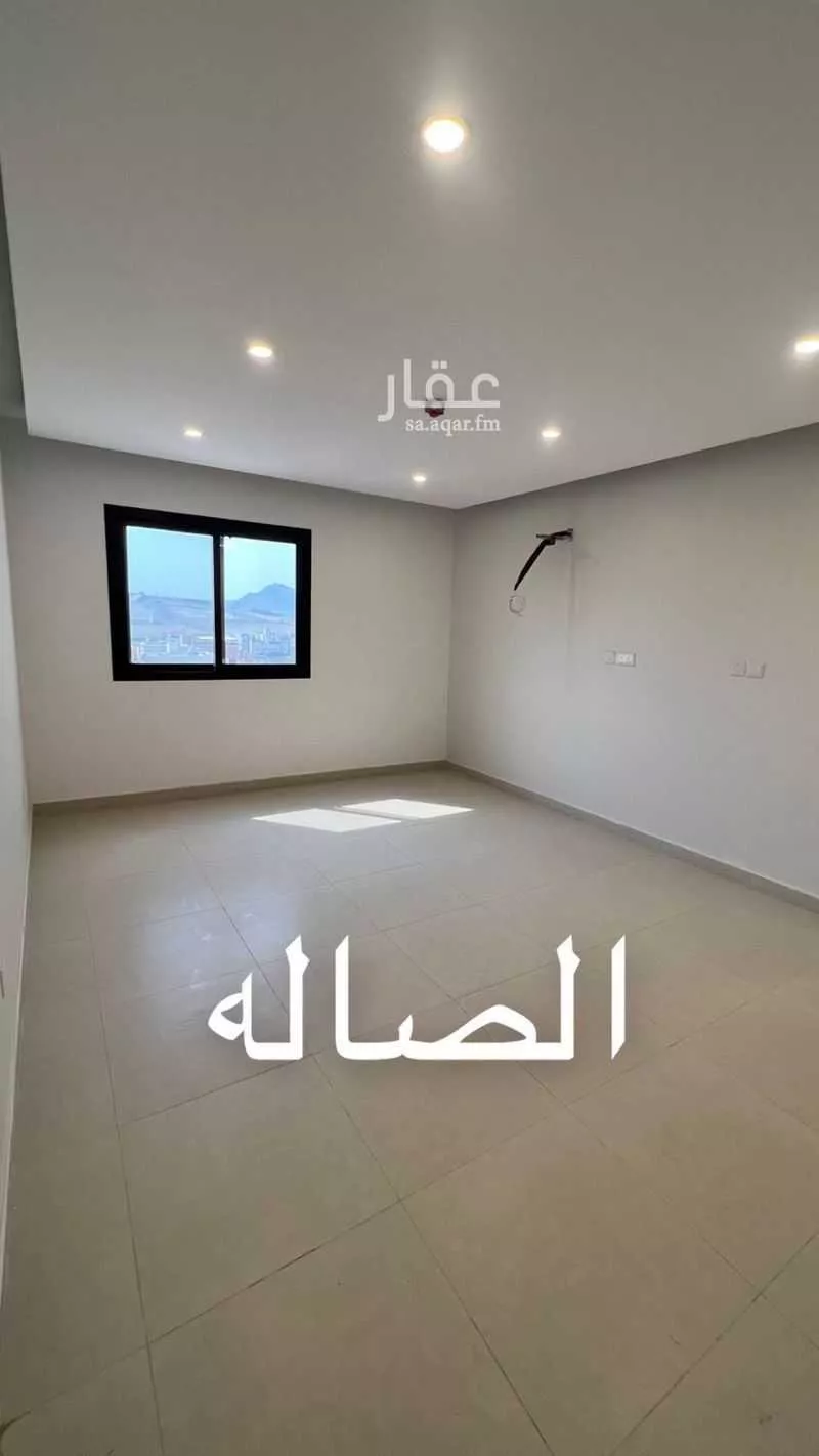 شقة 6 غرف في الملك فهد 9