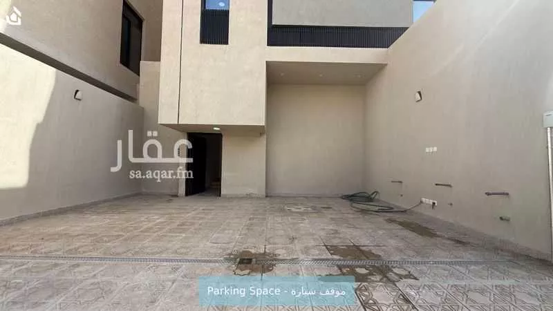 دور 3 غرف في العارض 16