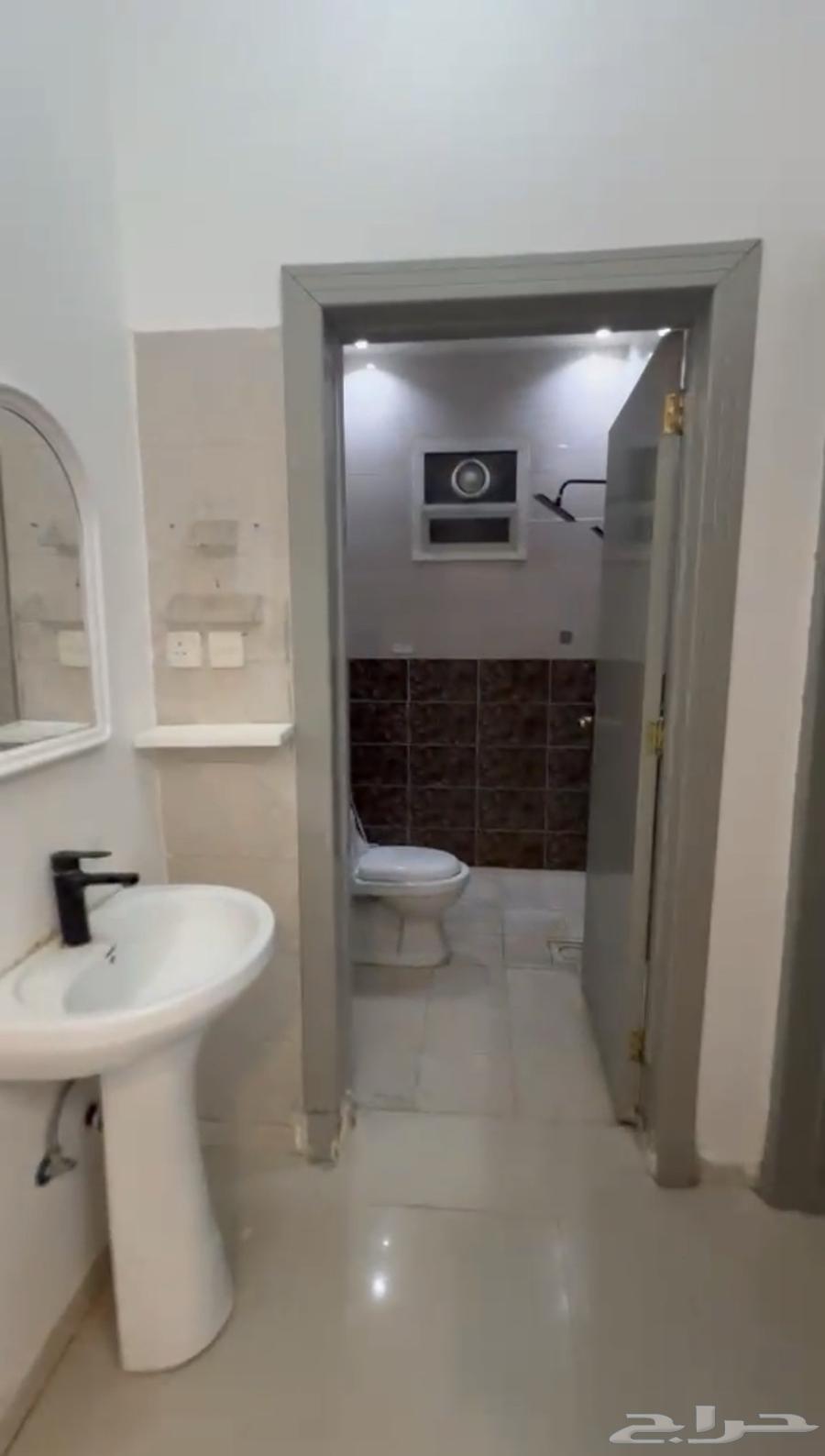 3 bedroom apartment in Al Rimal 4
