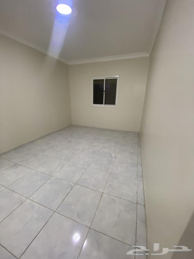 3 bedroom apartment in Al Rimal 7