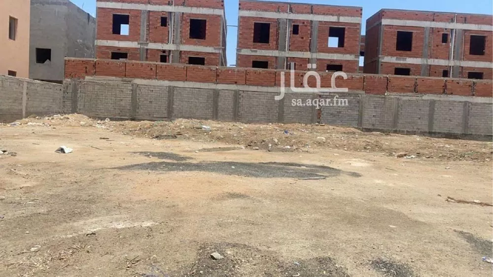 300 sqm land in Obhur Al Janoubiah 4
