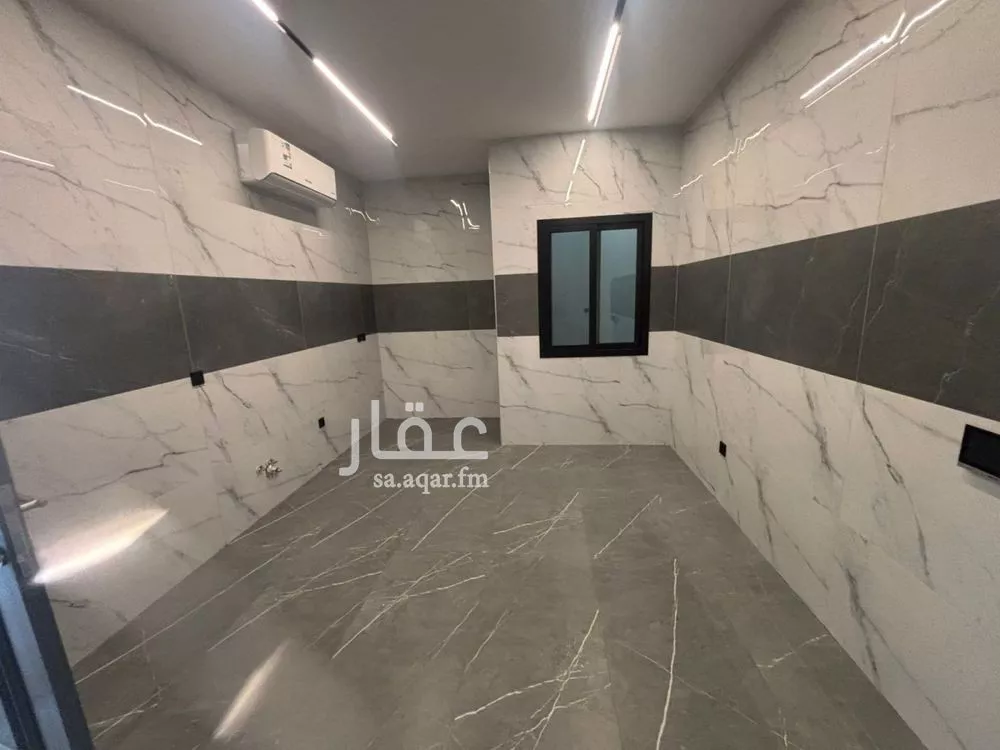 دور 3 غرف في العارض 3