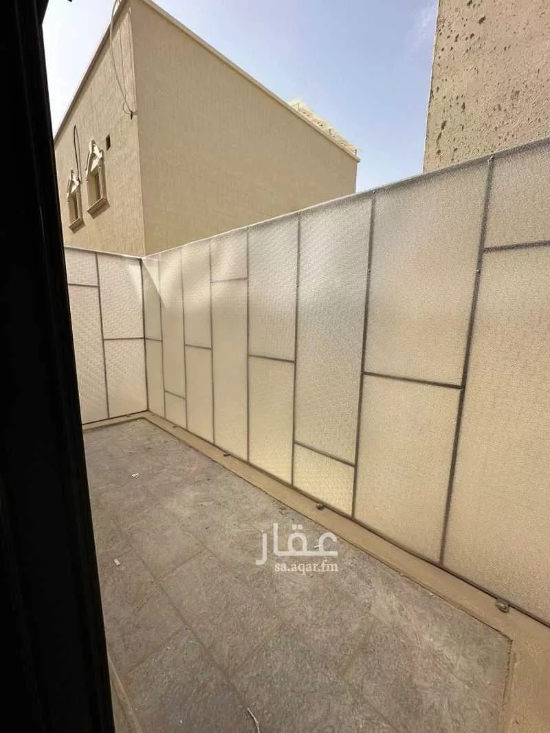 دور 3 غرف في العليا 10