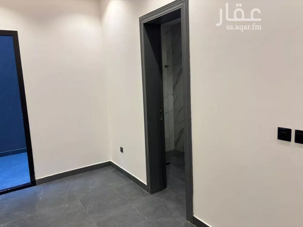 دور 4 غرف في العارض 4