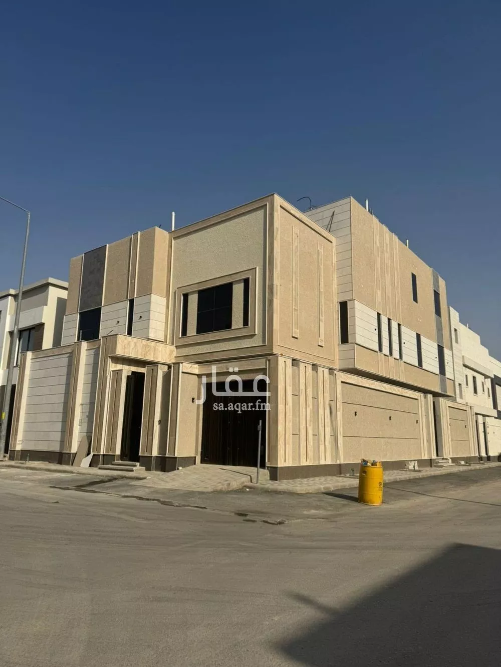 فيلا 18 غرف في الرمال 4