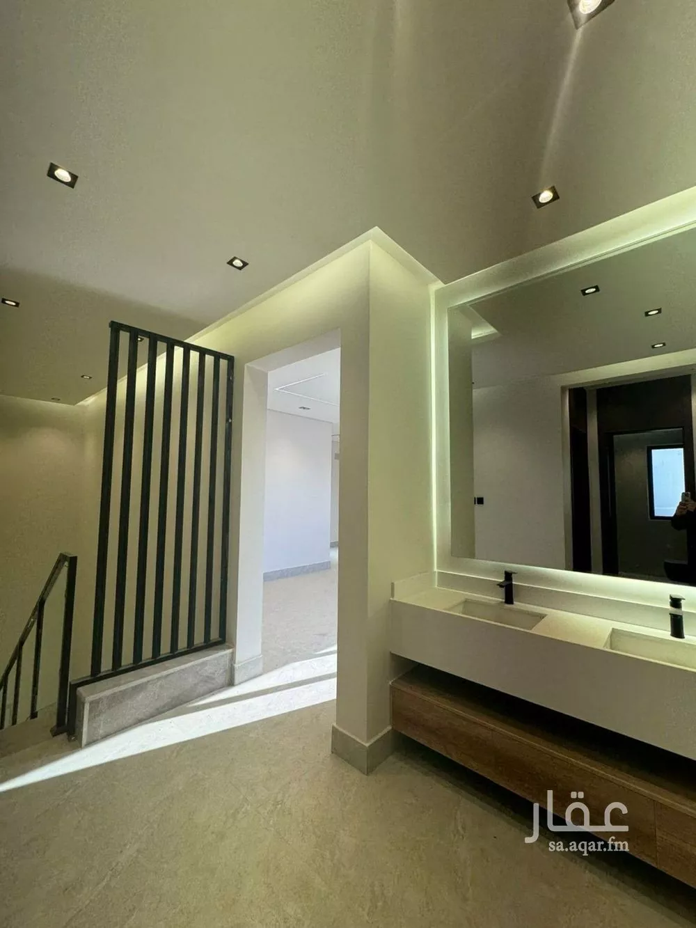 فيلا 18 غرف في الرمال 11