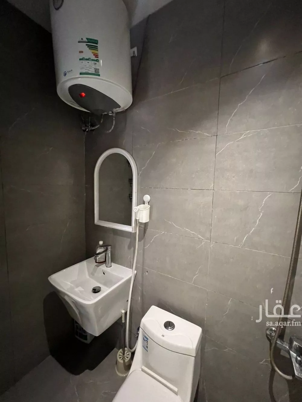 1 bedroom apartment in Al Mughrizat 7
