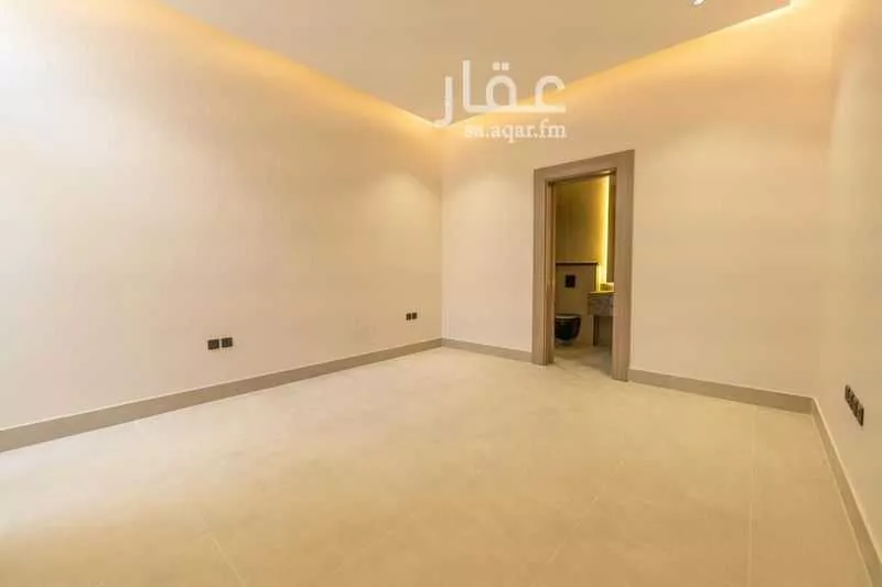 دور 4 غرف في الملقا 6