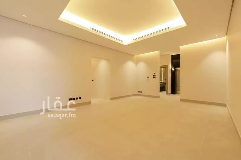 دور 4 غرف في الملقا 7