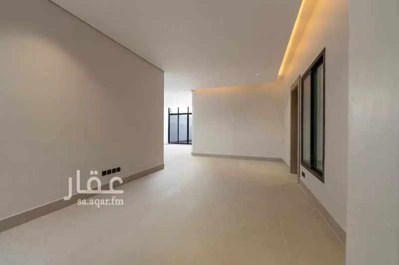 دور 4 غرف في الملقا 8