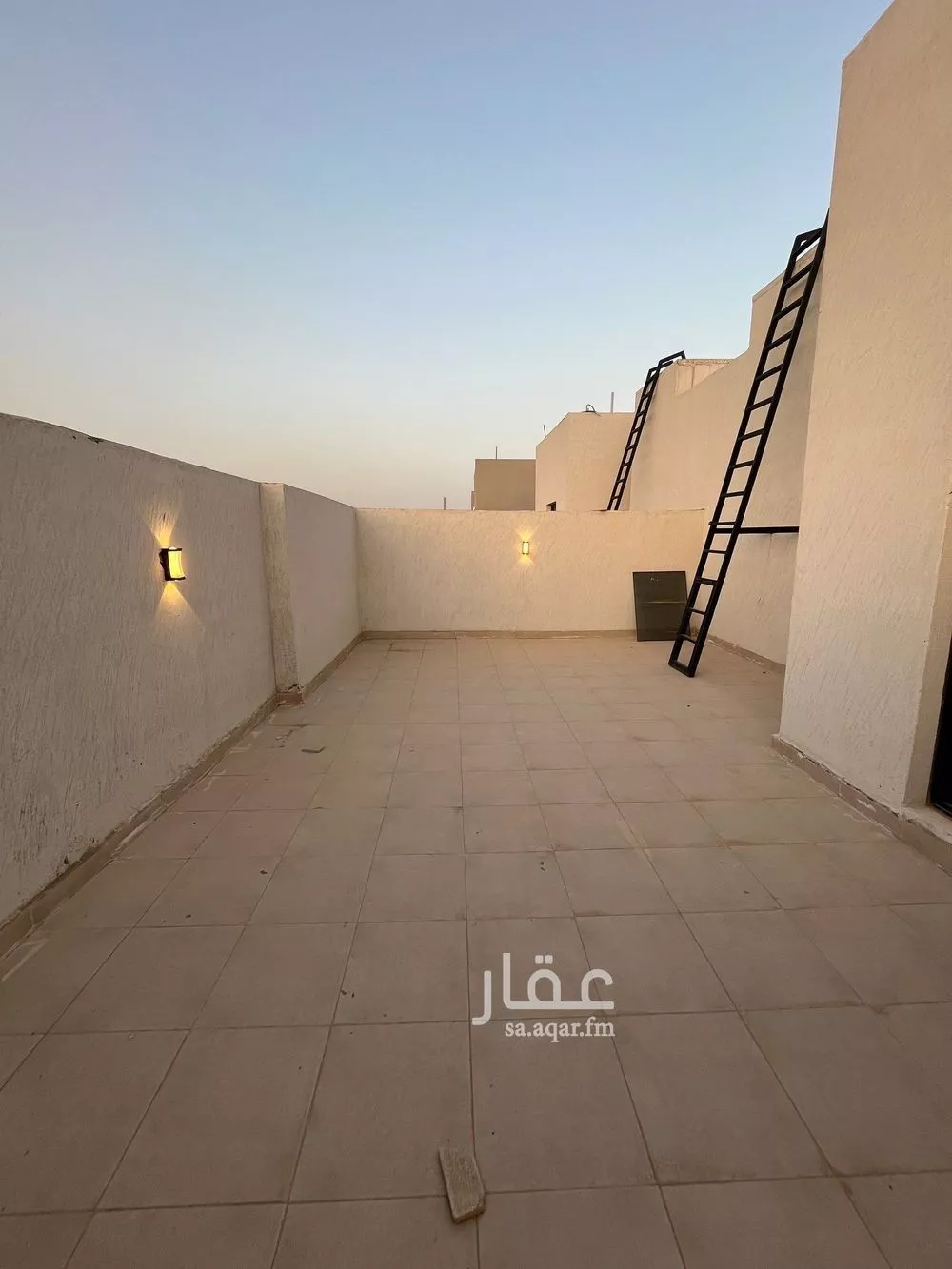 فيلا 4 غرف في الجنادرية 24