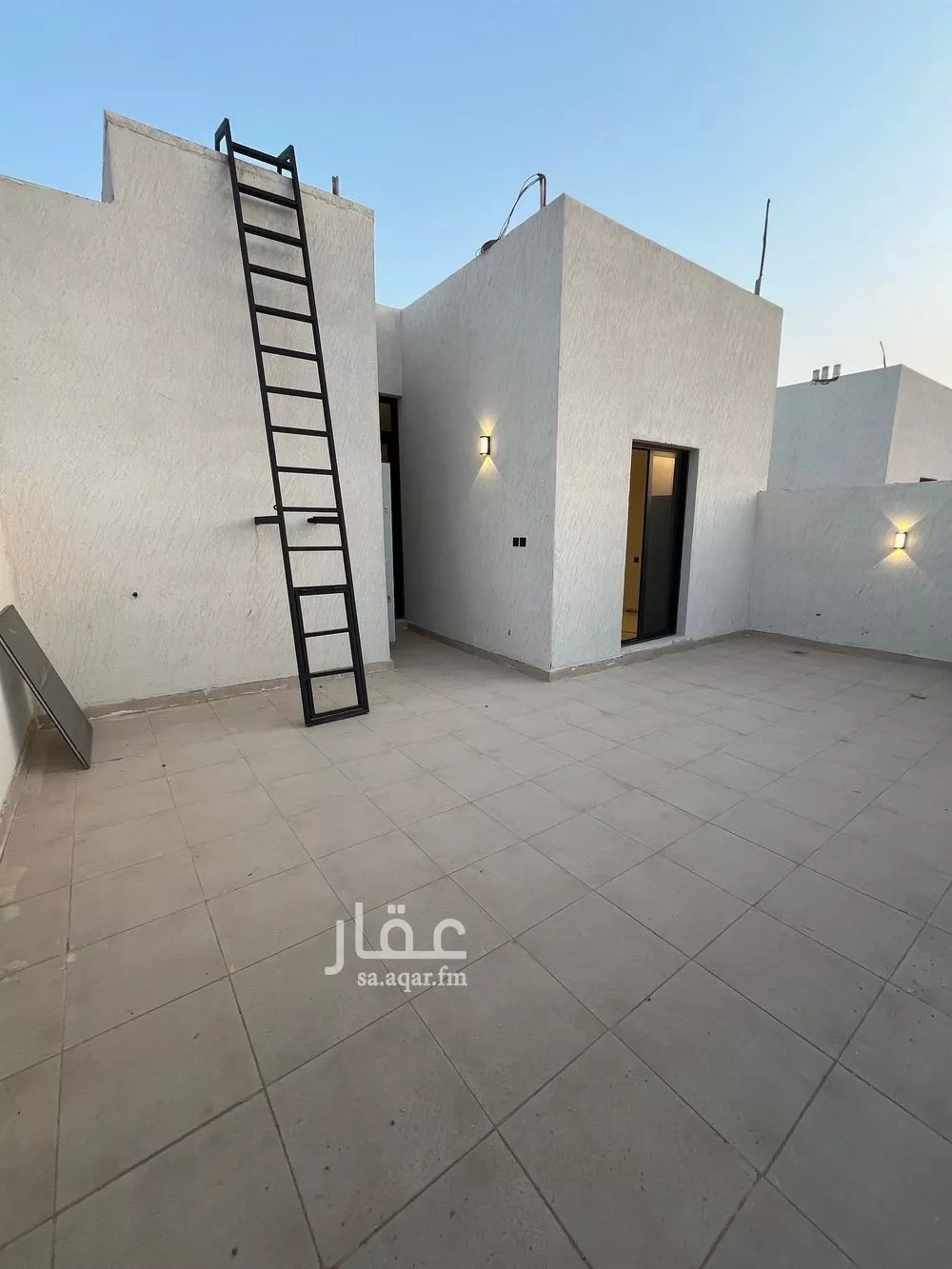 فيلا 4 غرف في الجنادرية 25