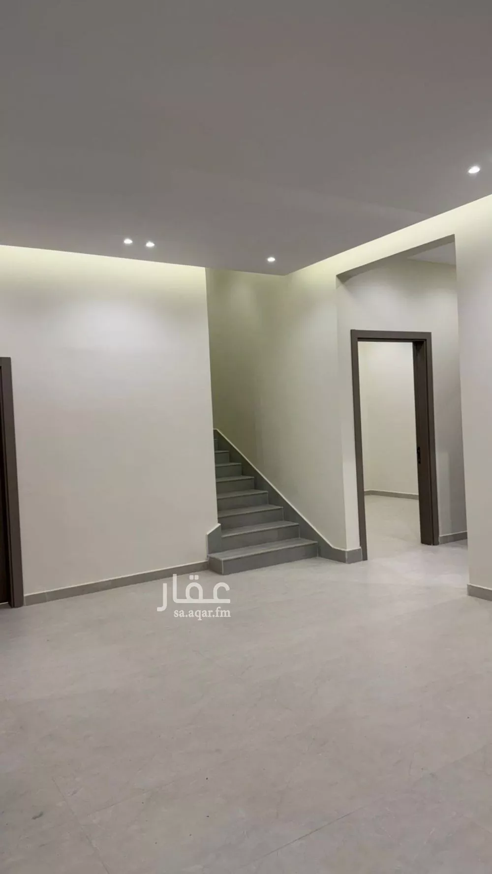 فيلا 6 غرف في ظهرة البديعة 2