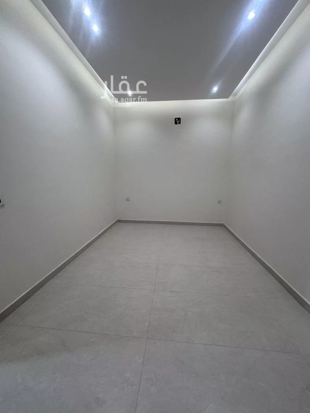 6 bedroom villa in Dhahrat Al Badiah, Riyadh 9