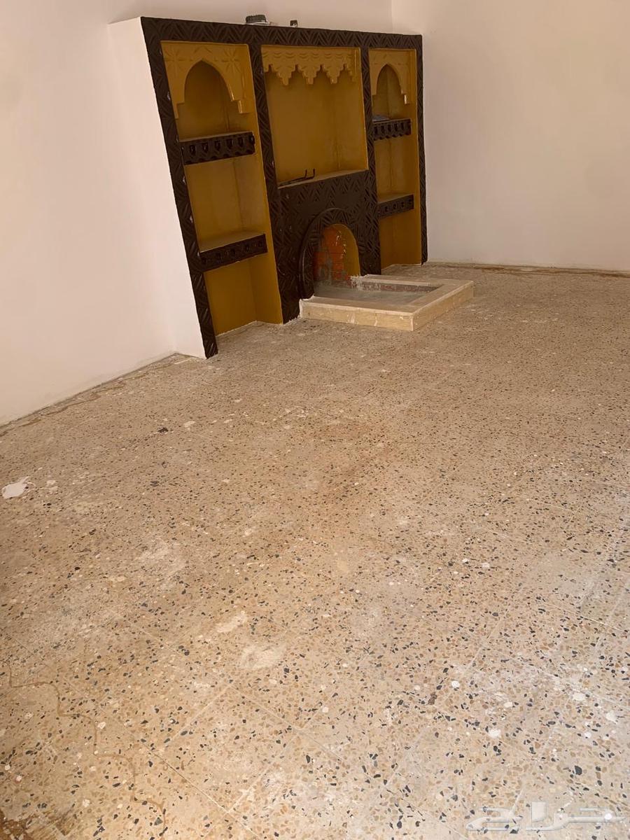 فيلا 5 غرف في المنار 8