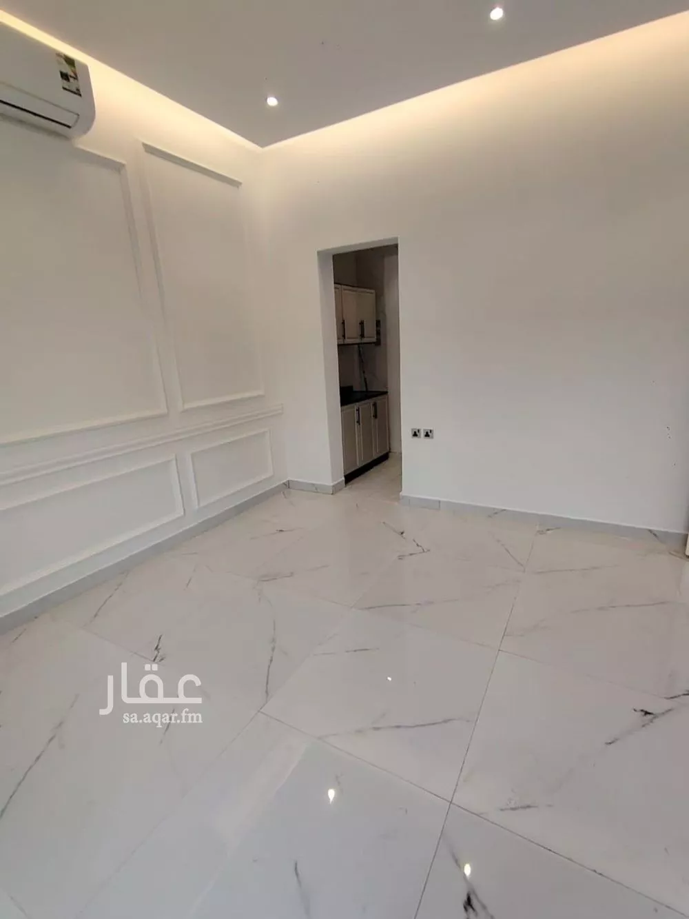 دور 1 غرف في العارض 4