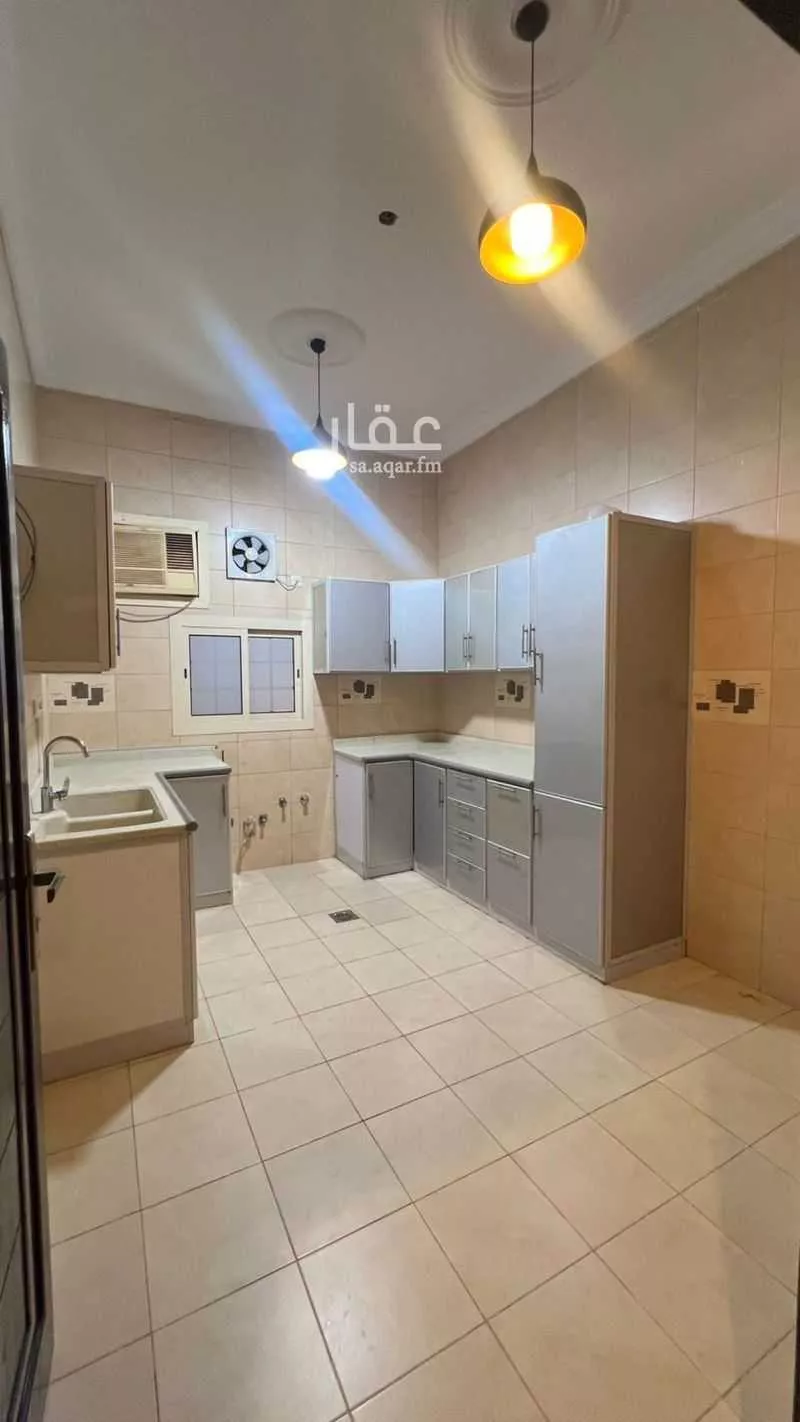 4 bedroom apartment in Obhur Al Janoubiah 5
