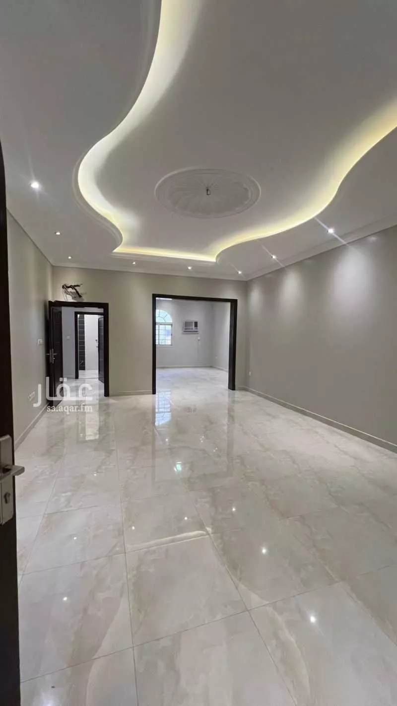 4 bedroom apartment in Obhur Al Janoubiah 2