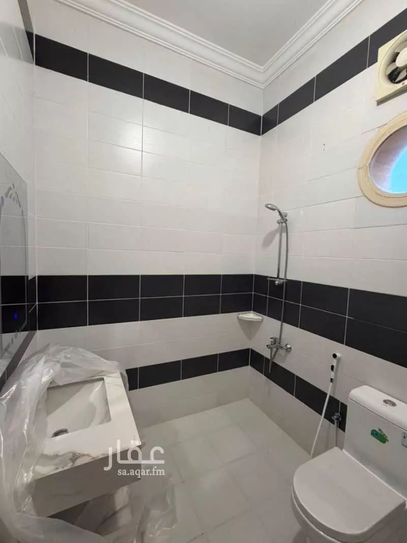 4 bedroom apartment in Obhur Al Janoubiah, Jeddah 3