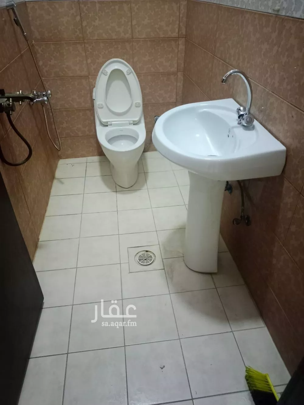 2 bedroom apartment in Jarir 7