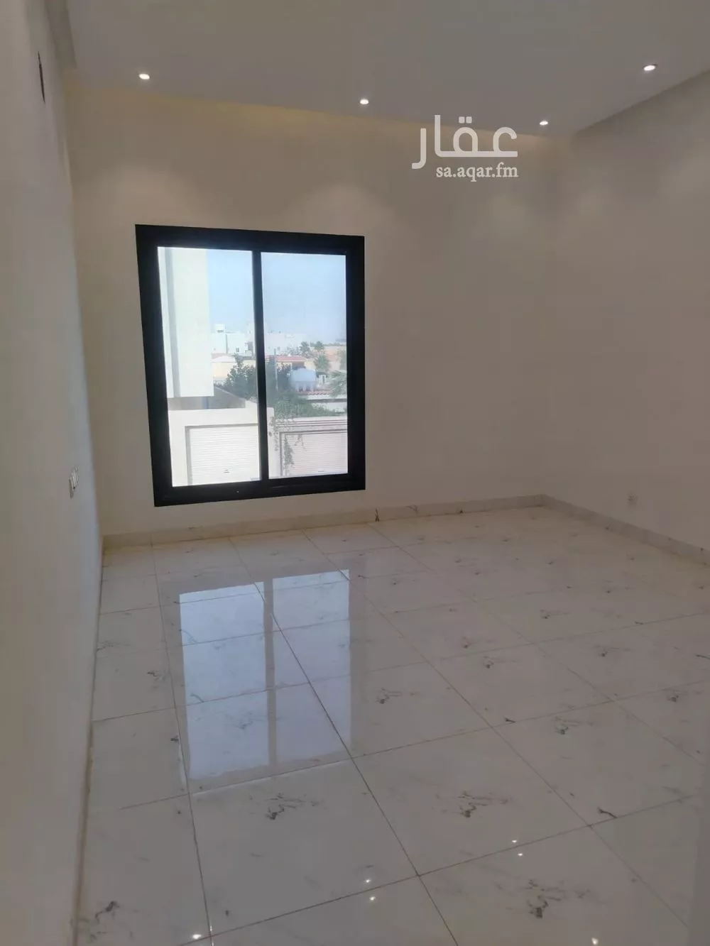 فيلا 7 غرف في العارض 3