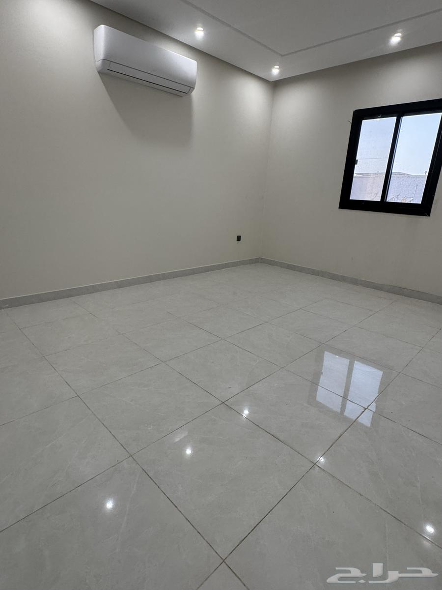 4 bedroom apartment in Al Rabwa 4