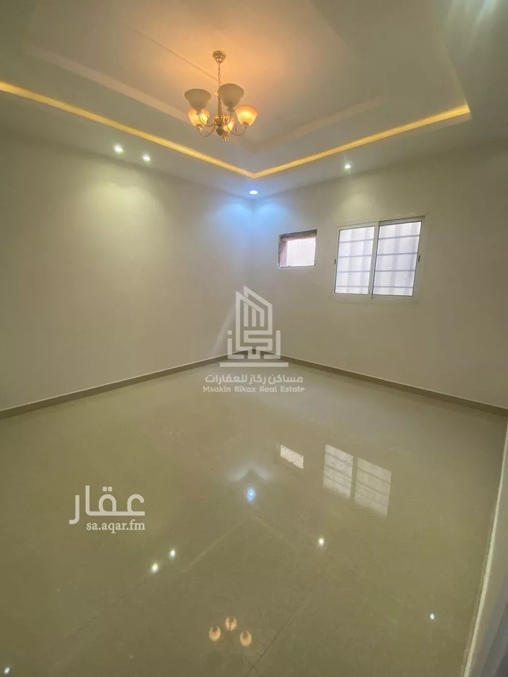 دور 3 غرف في السعادة 5