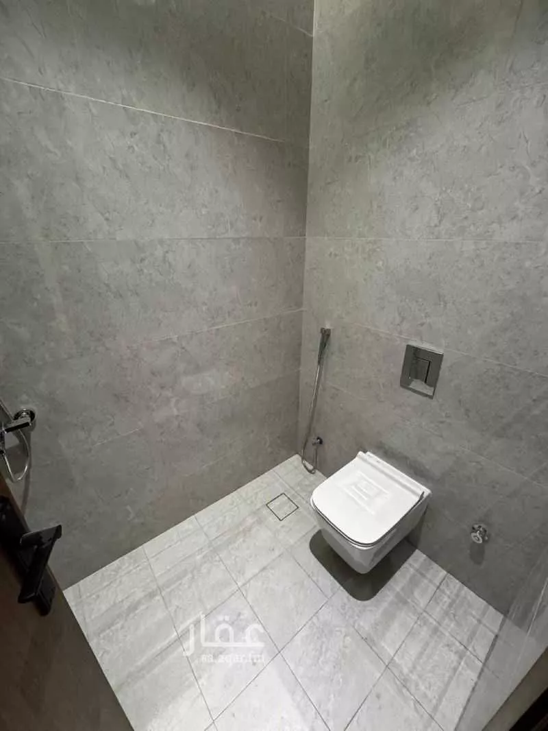 3 bedroom apartment in Al Salamah 6