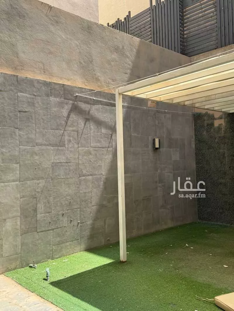 فيلا 5 غرف في عرقة 5