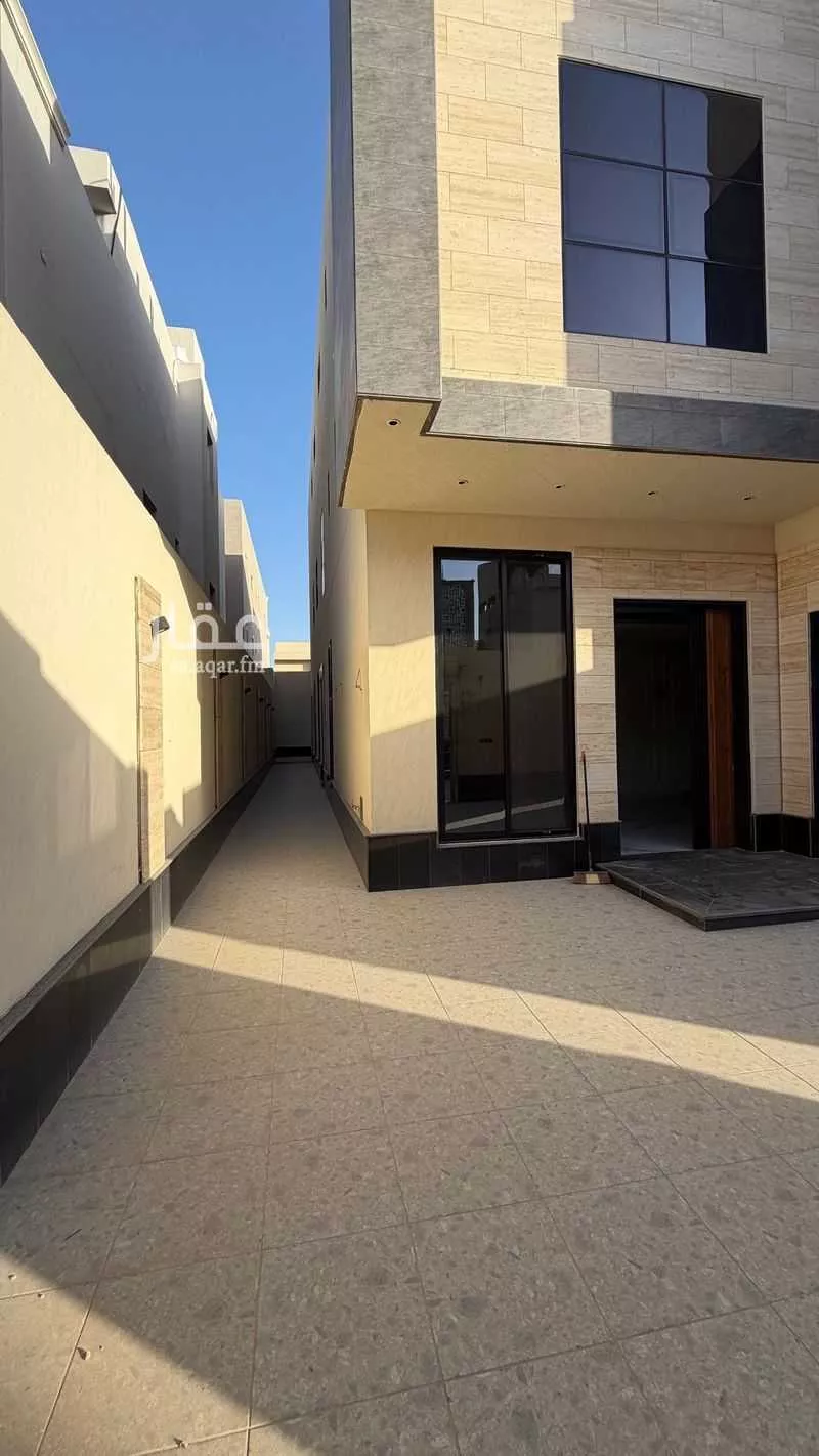 12 bedroom villa in Al Qairawan 2