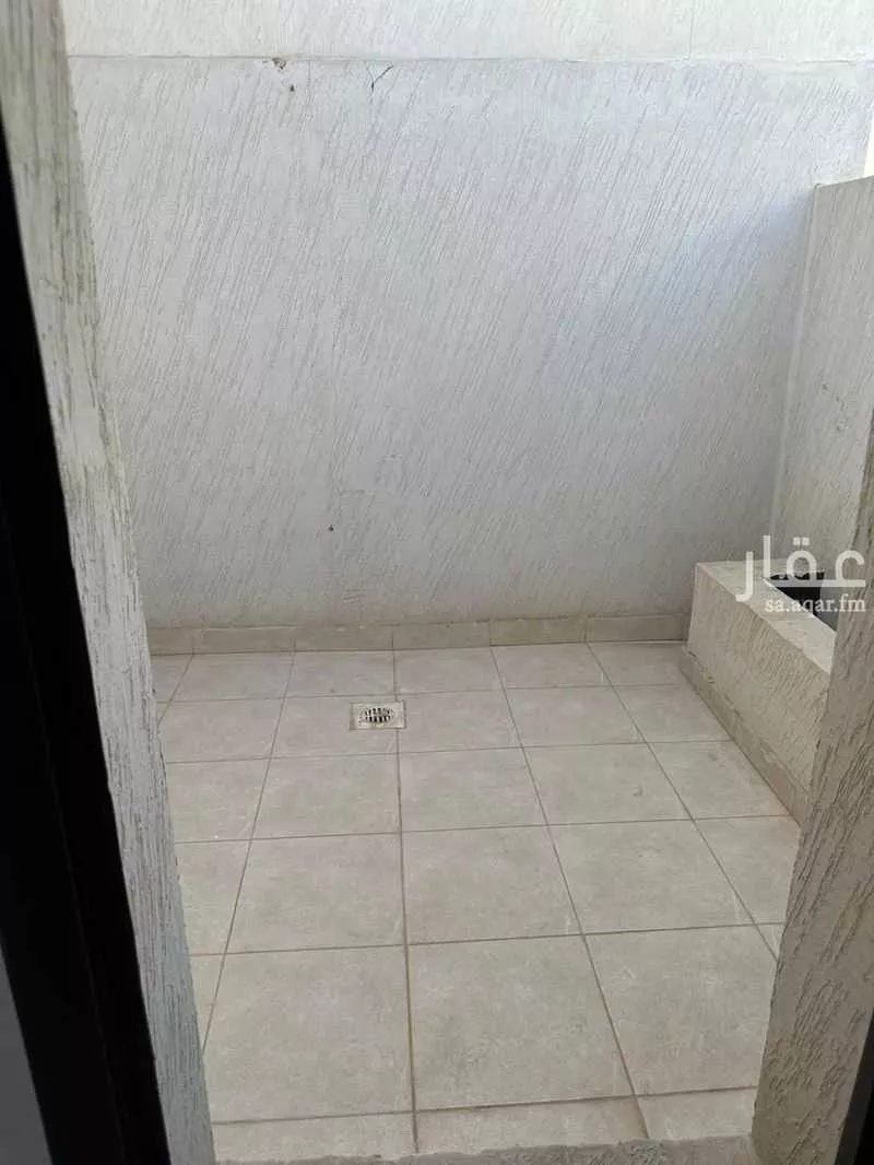 4 bedroom villa in Riyadh 12