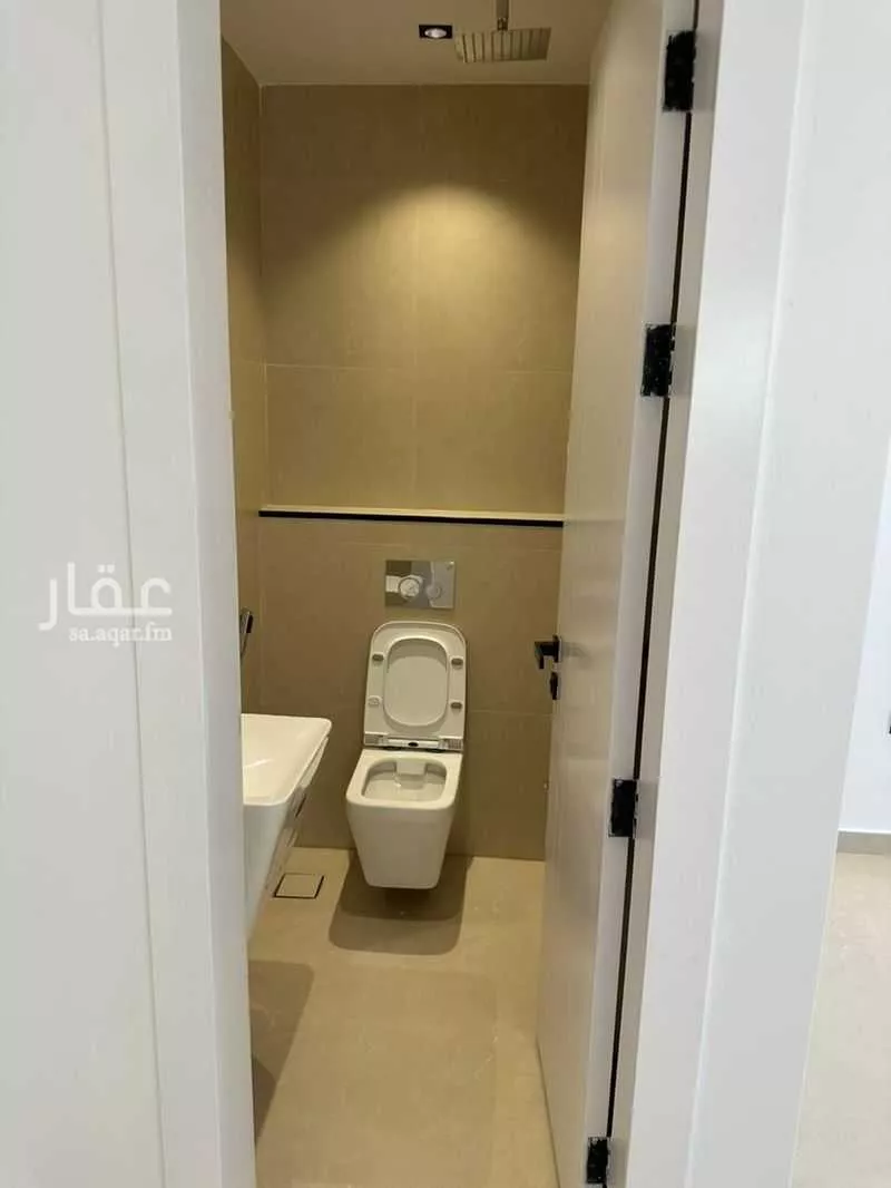 4 bedroom villa in Riyadh 10