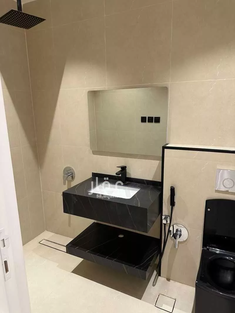 4 bedroom villa in Riyadh 15