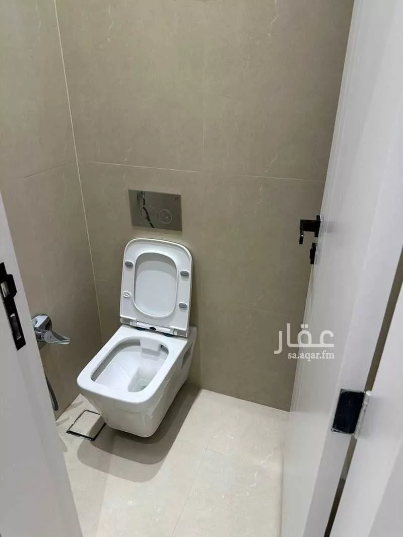 4 bedroom villa in Riyadh 24