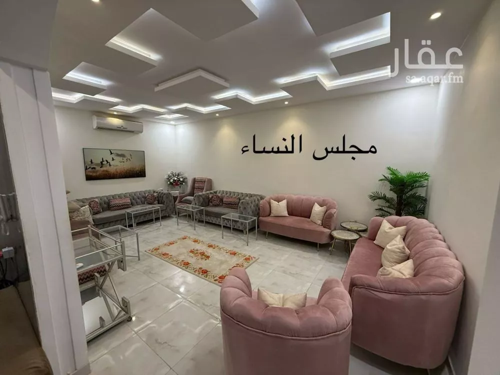 فيلا 5 غرف في بدر 4