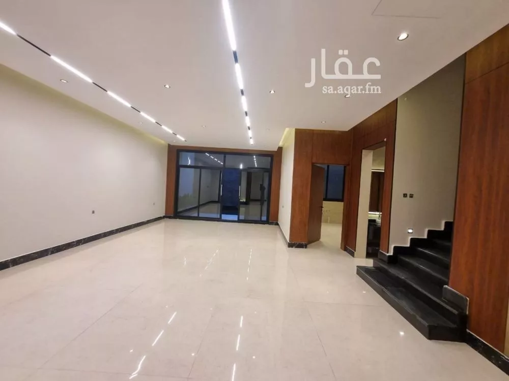 8 bedroom villa in Al Narjis 4