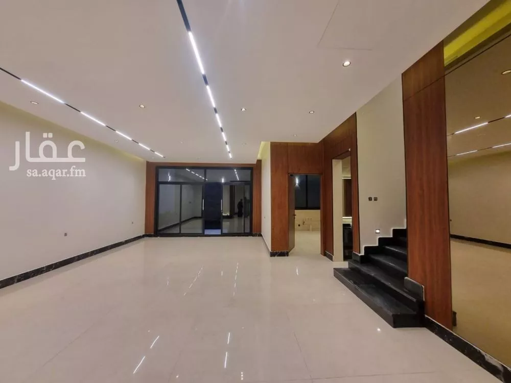8 bedroom villa in Al Narjis 3